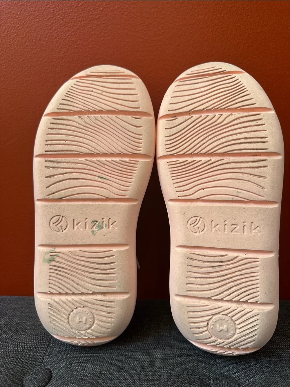 Kizik Roamer Bahama Hands Free Step in Slip On Sneakers Women’s Size 7.5 - Picture 12 of 13